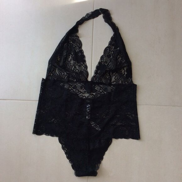 Adore Me Lingerie Bodysuit Lace Teddy - Picture 6 of 9